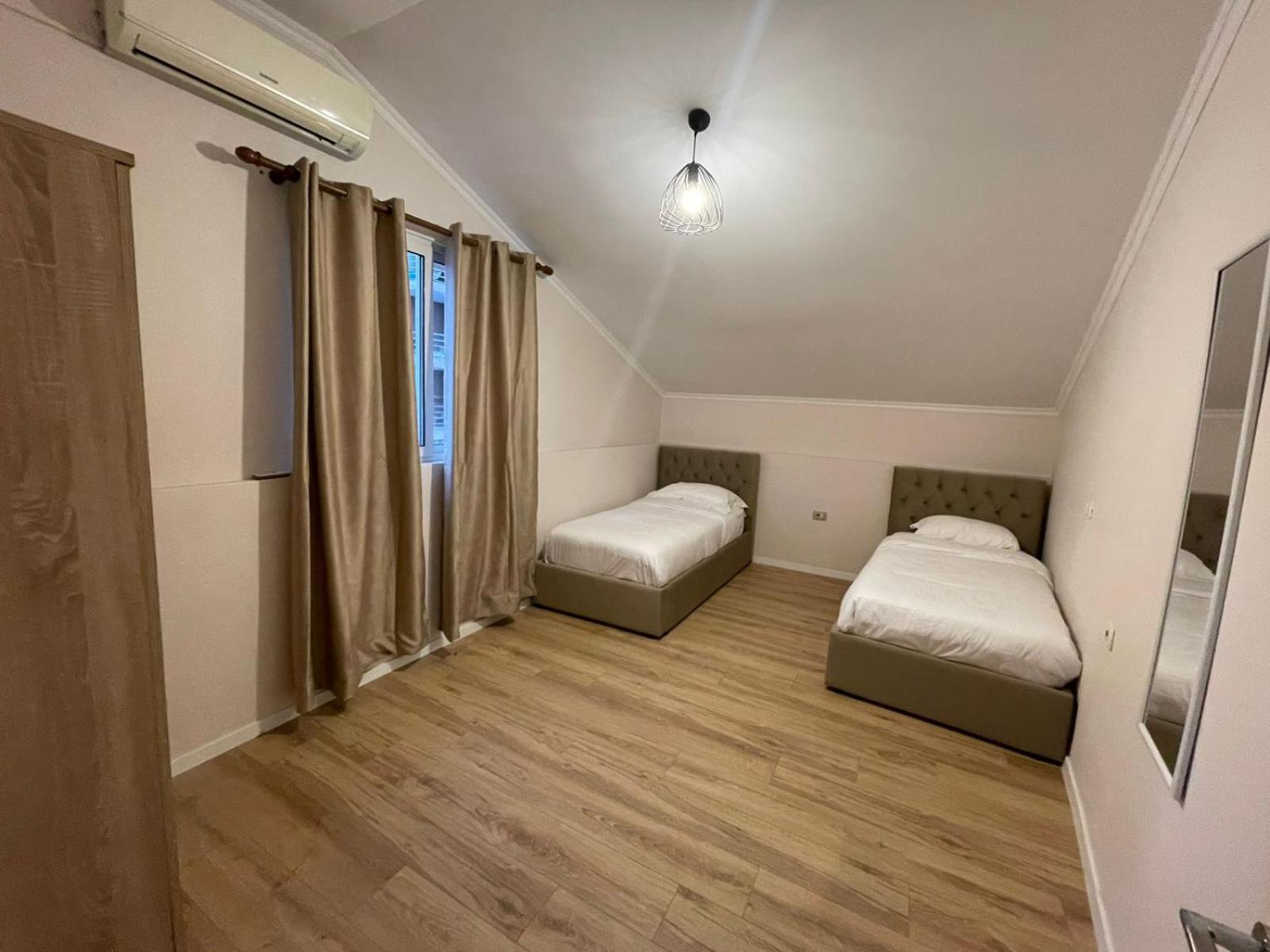 City Center Apartment Tiranë Eksteriør bilde